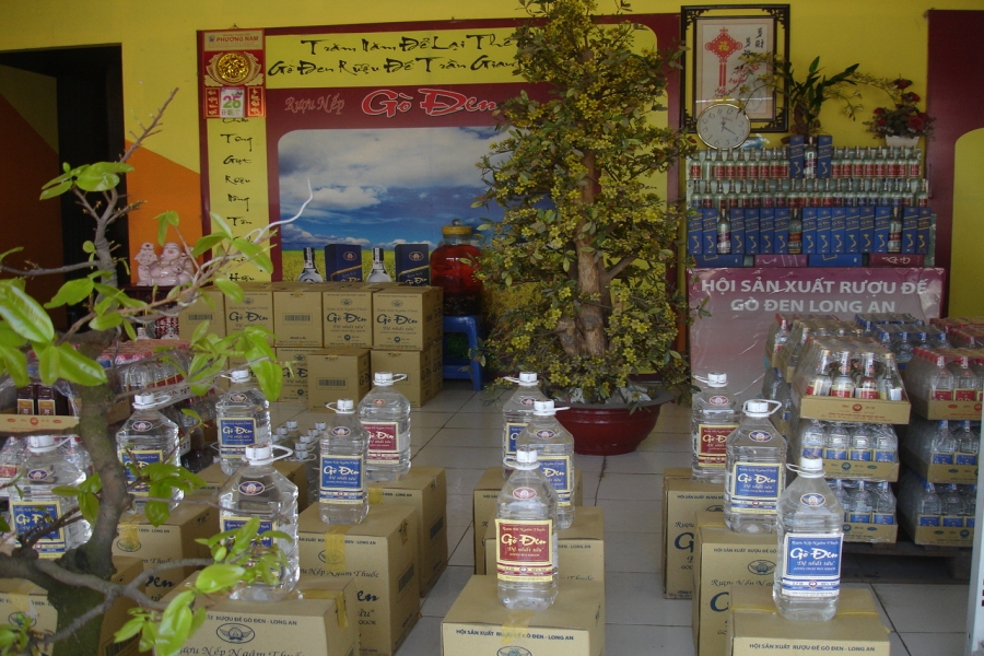 Rượu đế Gò Đen
