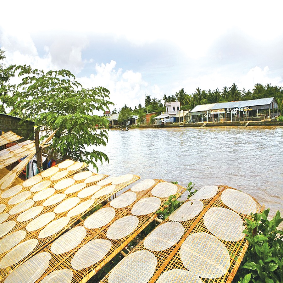 Đặc sản bánh tráng Mỹ Lồng 