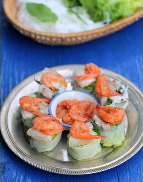 goi cuon thit bun va mam tom chua