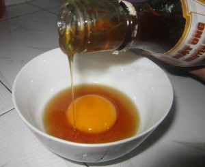 nhan biet mat ong rung bang long do trung ga