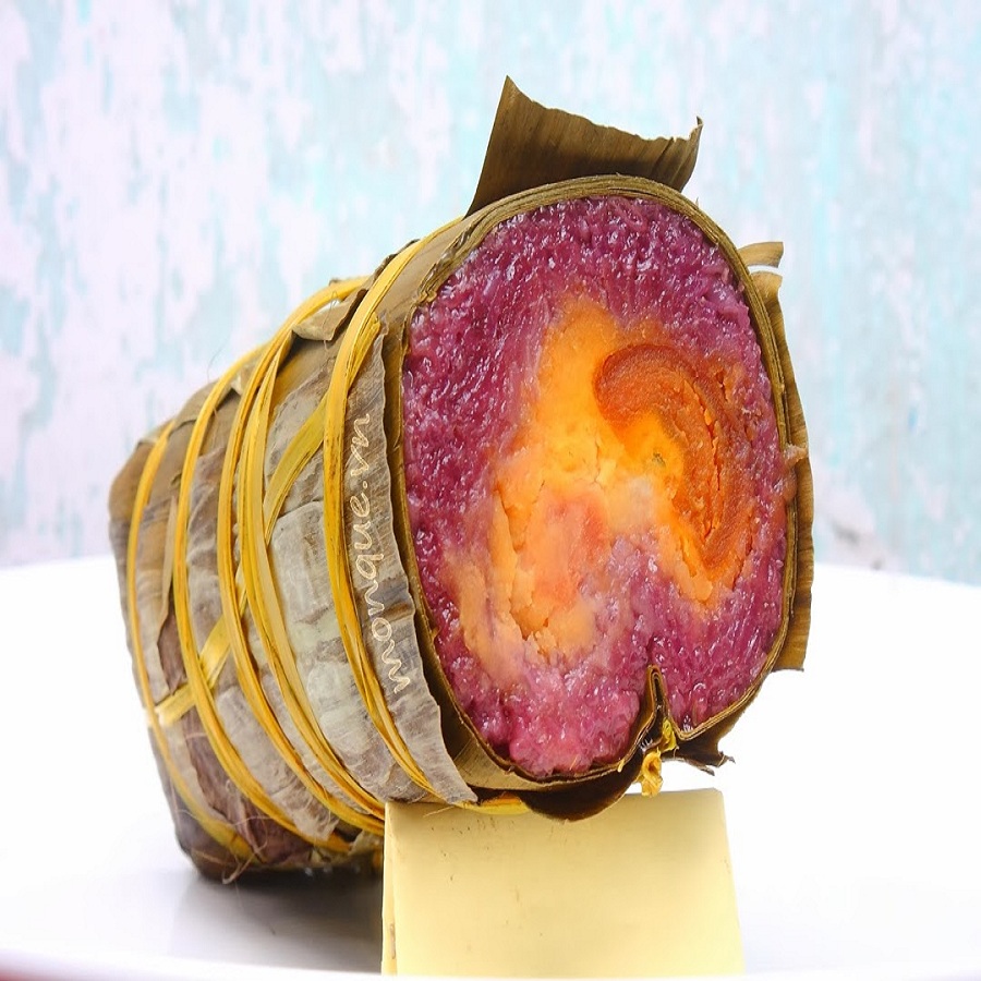 Bánh Tét Lá Cẩm