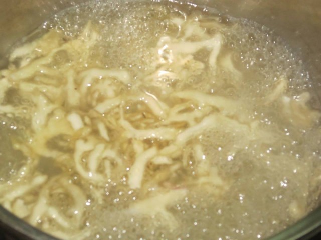 nau rau cau chan vit